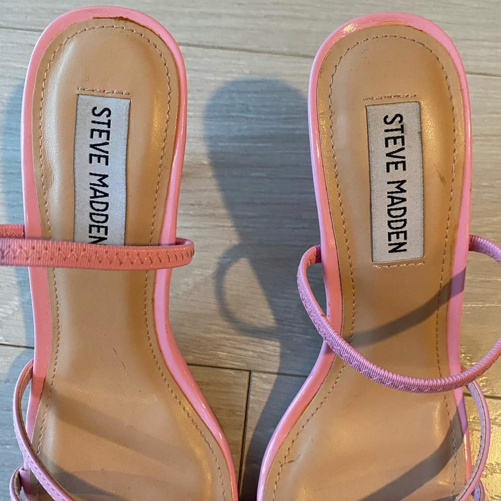 Steve Madden Pink Strappy Heeled Sandals - Picture 3 of 5